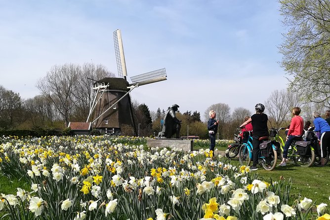 Countryside Bike Tour from Amsterdam: Cheese, Clogs & a Windmill - Short vs long distance: pick the day that matches your legs
