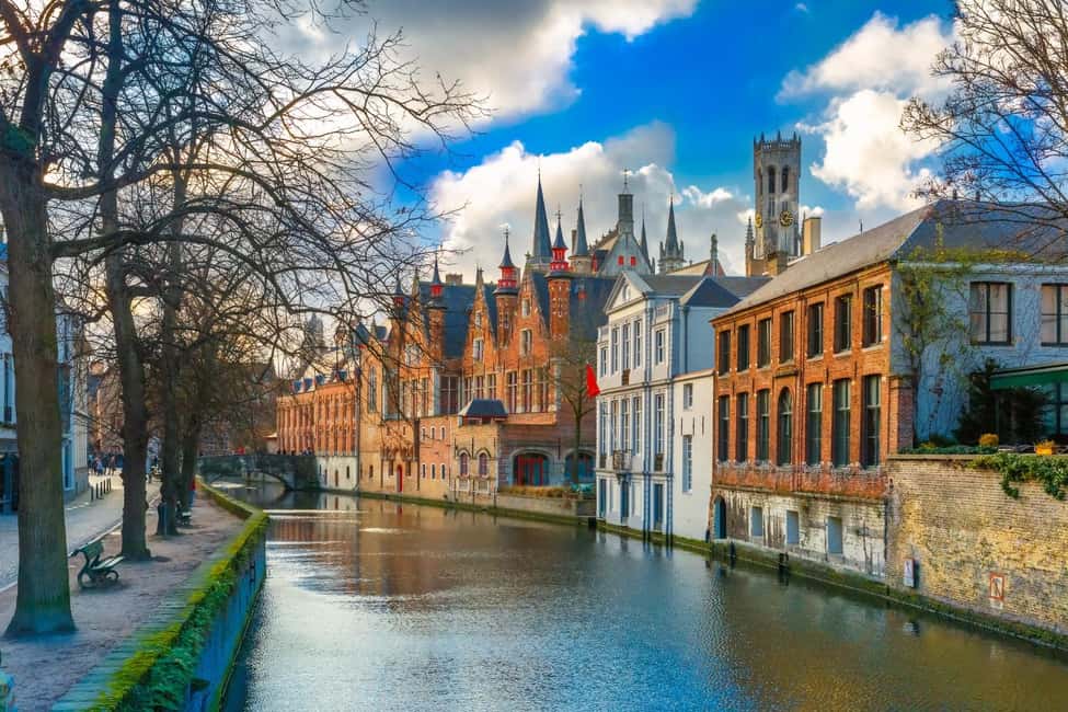 From Amsterdam: Bruges Full-Day Tour - Chocolate capital energy: how to plan your sweet stops
