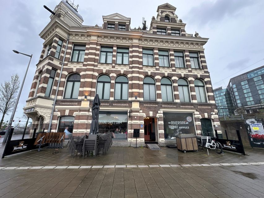 From Amsterdam: Guided Trip to Rotterdam, Delft & The Hague - The Hague: politics, royalty, and international courts