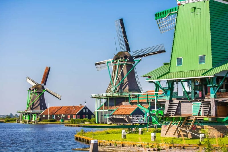 From Amsterdam: Zaanse Schans, Volendam, and Marken Day Trip - Wooden shoe factory stop: what to watch and what to skip