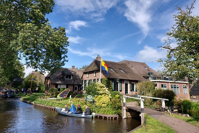 Giethoorn Small-Group Tour from Amsterdam (Max. 8 People) - Walking Giethoorn for about 90 minutes: freedom with optional story support