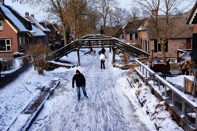 Giethoorn Small-Group Tour from Amsterdam (Max. 8 People) - Choosing the Zandvoort aan Zee beach option (and why it’s smart)