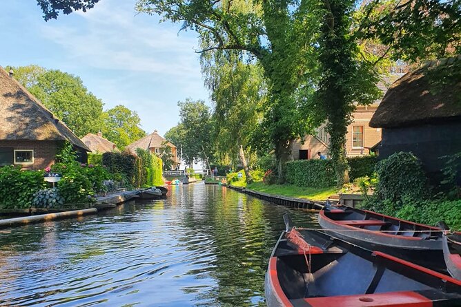 Giethoorn Small-Group Tour from Amsterdam (Max. 8 People) - Price and what you’re really getting for $140.34