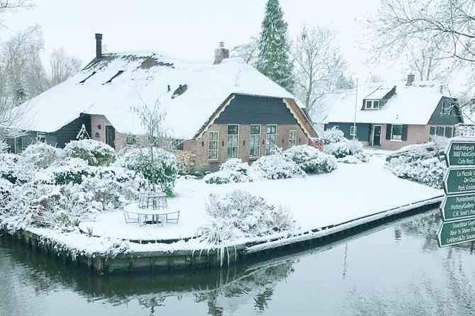 Giethoorn, Zaandam & Zaanse Schans Day Tour w/ Small Boat Ride - Giethoorn’s canals by electric boat: your chance to drive