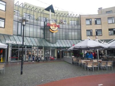 Hard Rock Cafe Amsterdam with Set Lunch or Dinner - How the meal timing works (and why 2 hours is a good fit)