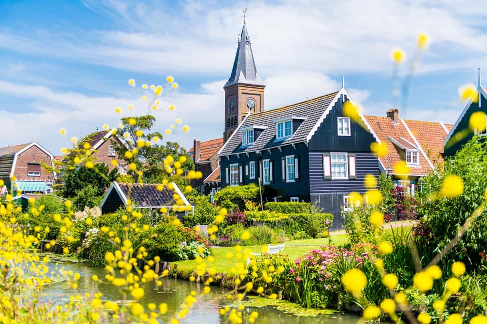 Marken, Volendam, and Edam Full-Day Tour from Amsterdam - Volendam: free time for shops, snacks, and the costume photo moment