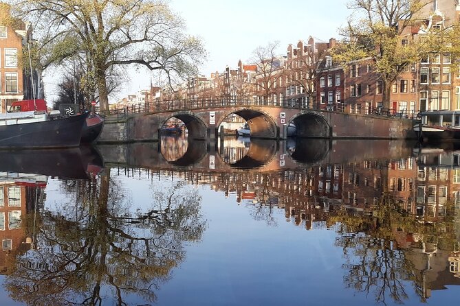 Morning Canal Cruise Amsterdam in Small-Group - Stop on the Water: Your 90-Minute Canal Loop