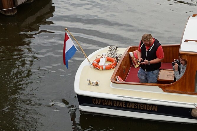 Morning Canal Cruise Amsterdam in Small-Group - The Boat Setup: Dry Seating, Heating, and Windows That Work