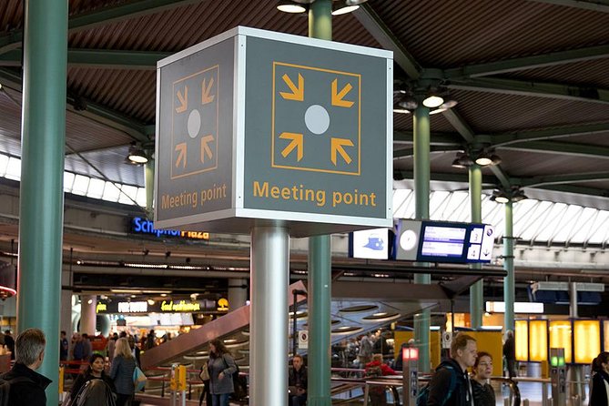 Private transfers from or to Schiphol (AMS) airport Amsterdam - Timing: what happens when your flight is early or delayed