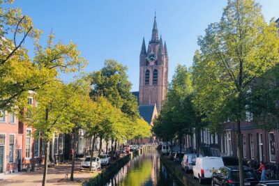 Rotterdam, Delft and The Hague Small Group Tour from Amsterdam - Royal Delft: Delft Blue still made the old way
