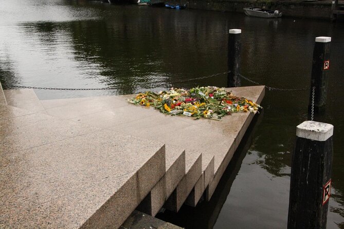 Small Group Walking Tour - Hello Amsterdam - Two Hours to Get Your Bearings in Amsterdam’s City Center