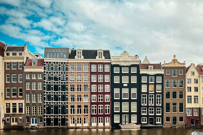 Small Group Walking Tour - Hello Amsterdam - Singel and the Dancing Houses: Tilted Architecture Along the Water