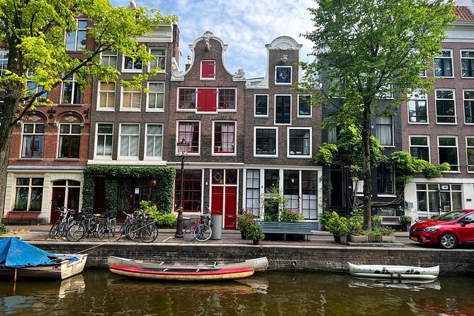 Small Group Walking Tour in Amsterdam with Friendly and Fun Guide - The refreshment break: what’s included and what to budget