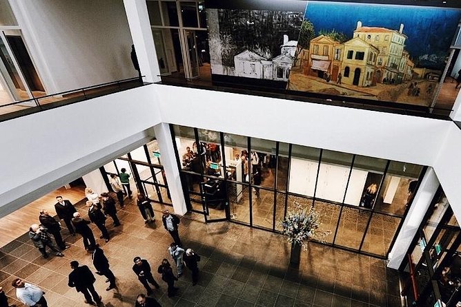 Van Gogh Museum Amsterdam Exclusive Tour w/ Reserved Entry - Sunflowers and the Works You Might Not Find Alone