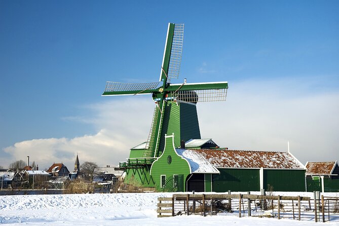 Zaanse Schans and Cheese Tasting Guided Tour from Amsterdam - The guide factor: good humor, clear instructions, and sometimes noise
