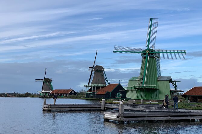 Zaanse Schans and Giethoorn Small-Group Tour with Hotel Pick-Up - Zaanse Schans: Windmills Plus Cheese, Clogs, and a Diamond Tour