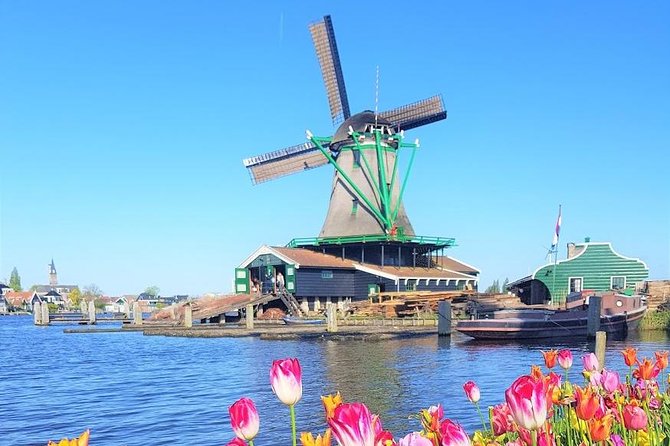 Zaanse Schans and Volendam Private Tour – Clogs, Cheese and More - Zaanse Schans Windmills: Photos Are Easy, Crowds Are Real, Interiors Cost Extra