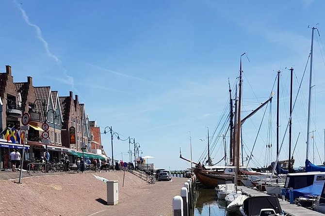 Zaanse Schans and Volendam Private Tour – Clogs, Cheese and More - What Makes the Guides Stand Out (And Who to Ask For)
