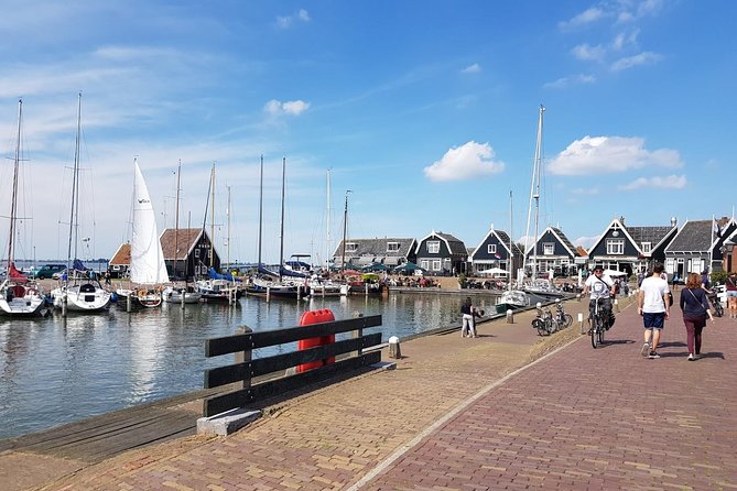 Zaanse Schans and Volendam Private Tour – Clogs, Cheese and More - Timing Strategy: How to Avoid the Worst Windmill Hassle