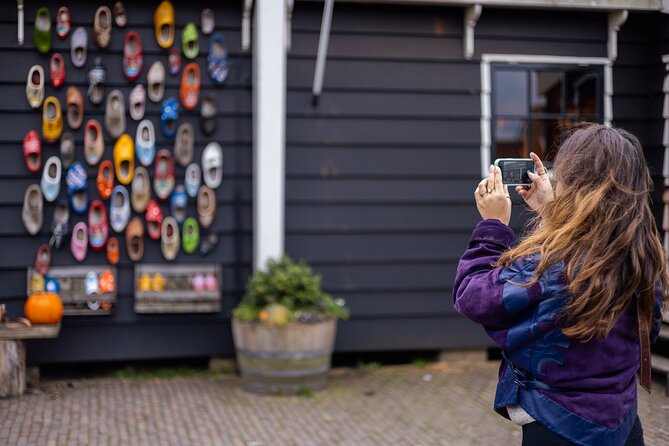 Zaanse Schans Windmills, Cheese and Volendam Tour from Amsterdam - Utrecht Cheese Farm: A Taste of the Real Stuff